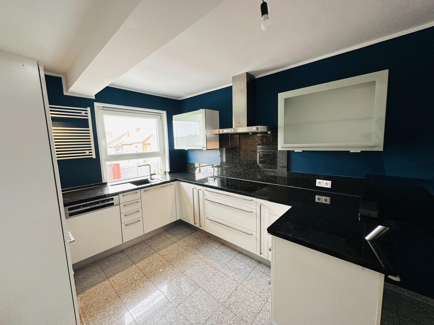 Helle Maisonette mit Dachterrasse – Nürnberg – Vorschaubild 11