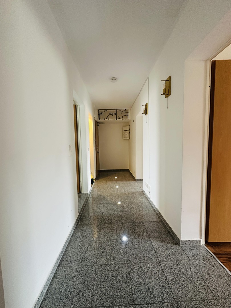 Helle Maisonette mit Dachterrasse – Nürnberg – Vorschaubild 15