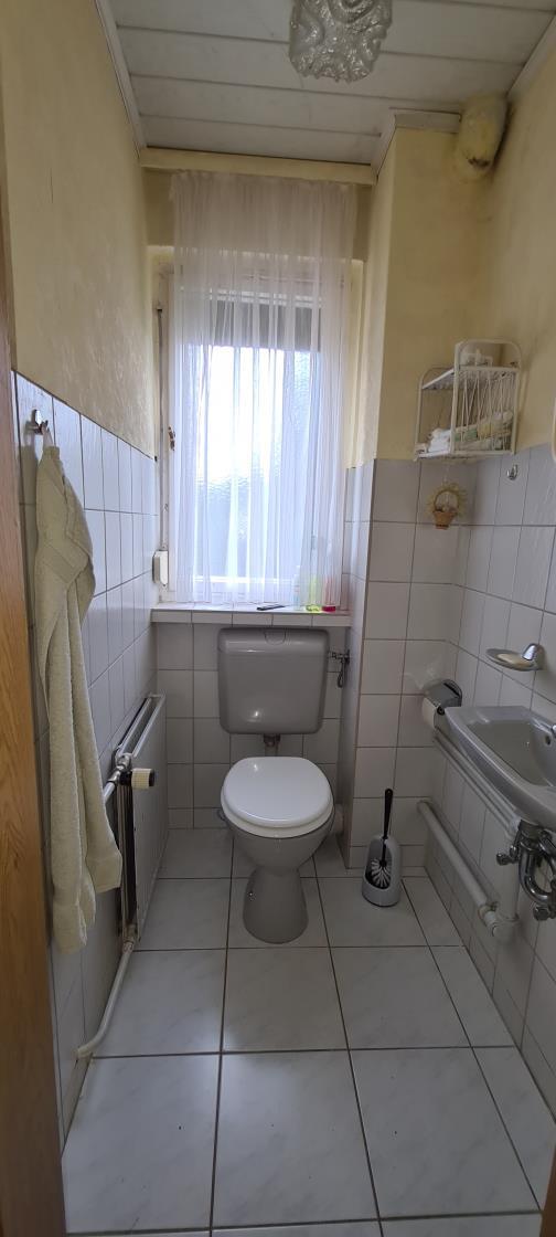 Einfamilienhaus in sehr ruhiger Dorflage, sofort beziehbar – Hermsdorf – Vorschaubild 7