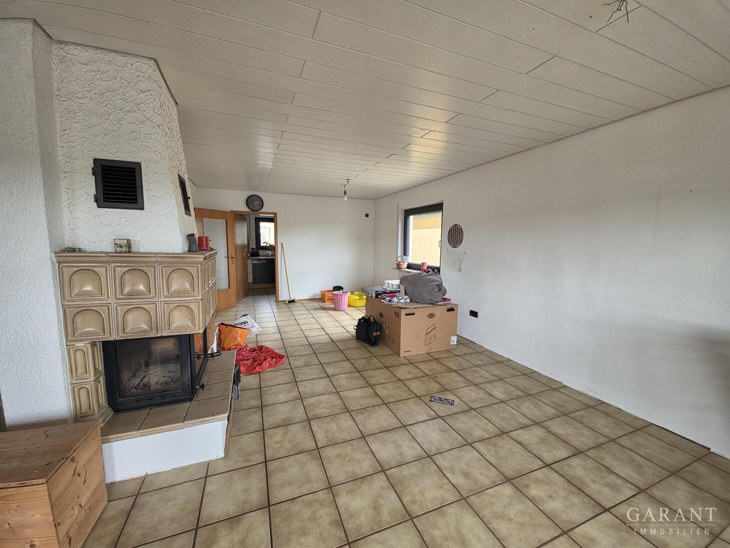 Traumhafte Aussicht in Wimsheim - Großzügiges Doppelhaus mit viel Platz, Sauna & Wärmepumpe – Wimsheim – Vorschaubild 8