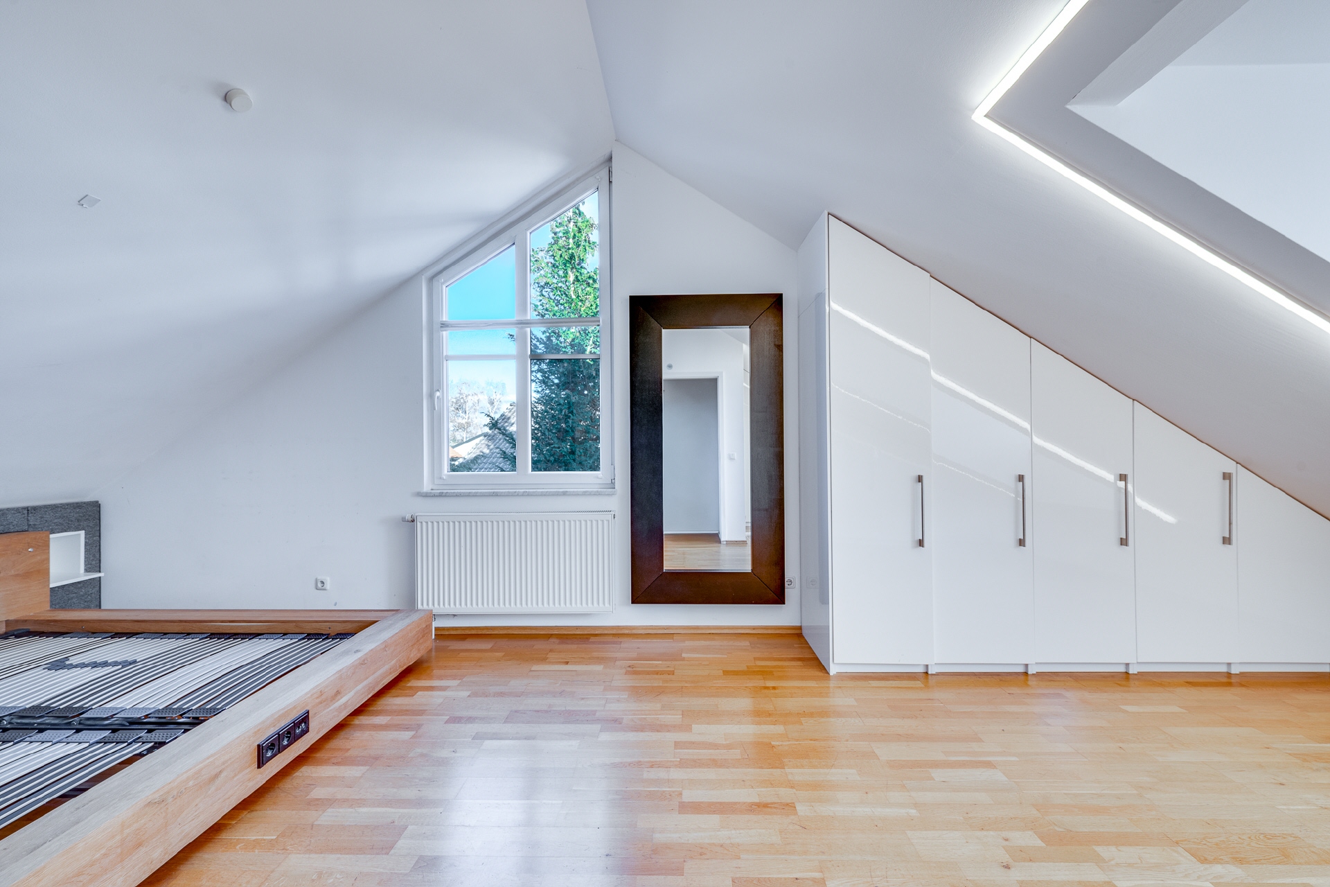 AIGNER - Modernes Reiheneckhaus in familienfreundlicher Nachbarschaft mitten in der Natur – München – Vorschaubild 8