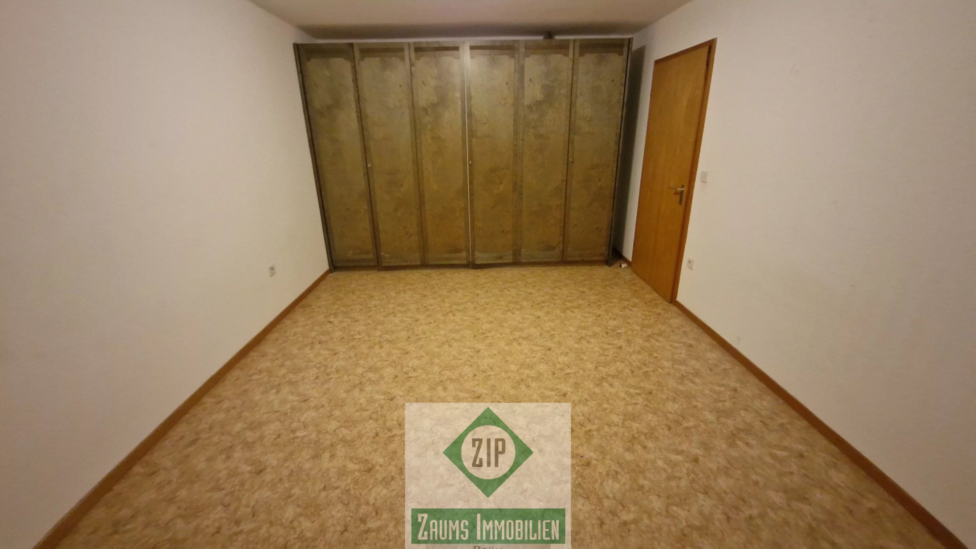 Einfamilienhaus mit 2 Wintergärten in Zentraler Ortslage mit 2 Garagen mit Unterbau und Weitsicht – Orlenbach – Vorschaubild 30