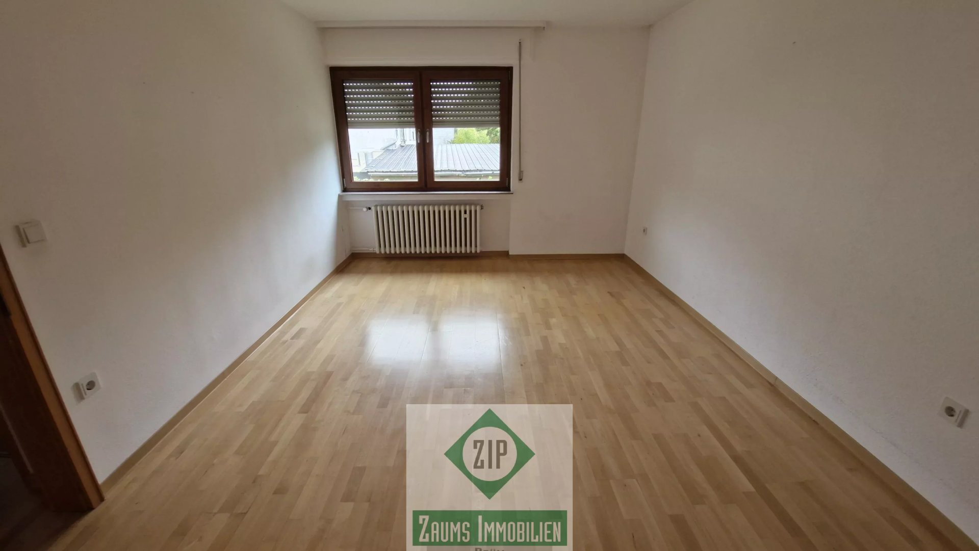 Einfamilienhaus mit 2 Wintergärten in Zentraler Ortslage mit 2 Garagen mit Unterbau und Weitsicht – Orlenbach – Vorschaubild 32
