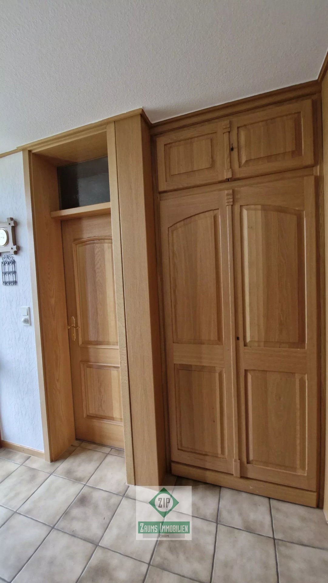 Einfamilienhaus mit 2 Wintergärten in Zentraler Ortslage mit 2 Garagen mit Unterbau und Weitsicht – Orlenbach – Vorschaubild 54