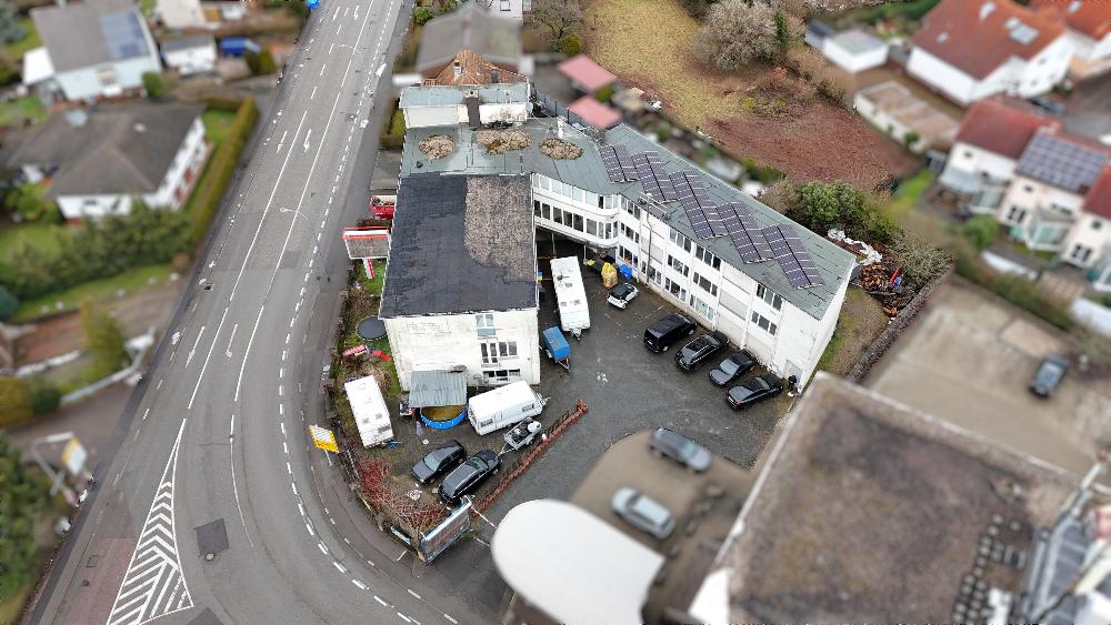 +++Ensemble aus 3-Familienhaus und Fabrikgebäude mit 3 weiteren Wohneinheiten, Ladengeschäft, Lager und Doppelgarage, Photovoltaikanlage+++ – Pirmasens – Vorschaubild 5