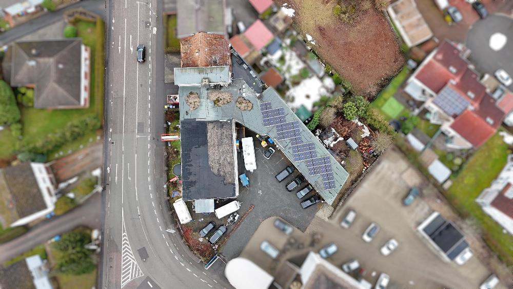 +++Ensemble aus 3-Familienhaus und Fabrikgebäude mit 3 weiteren Wohneinheiten, Ladengeschäft, Lager und Doppelgarage, Photovoltaikanlage+++ – Pirmasens – Vorschaubild 6