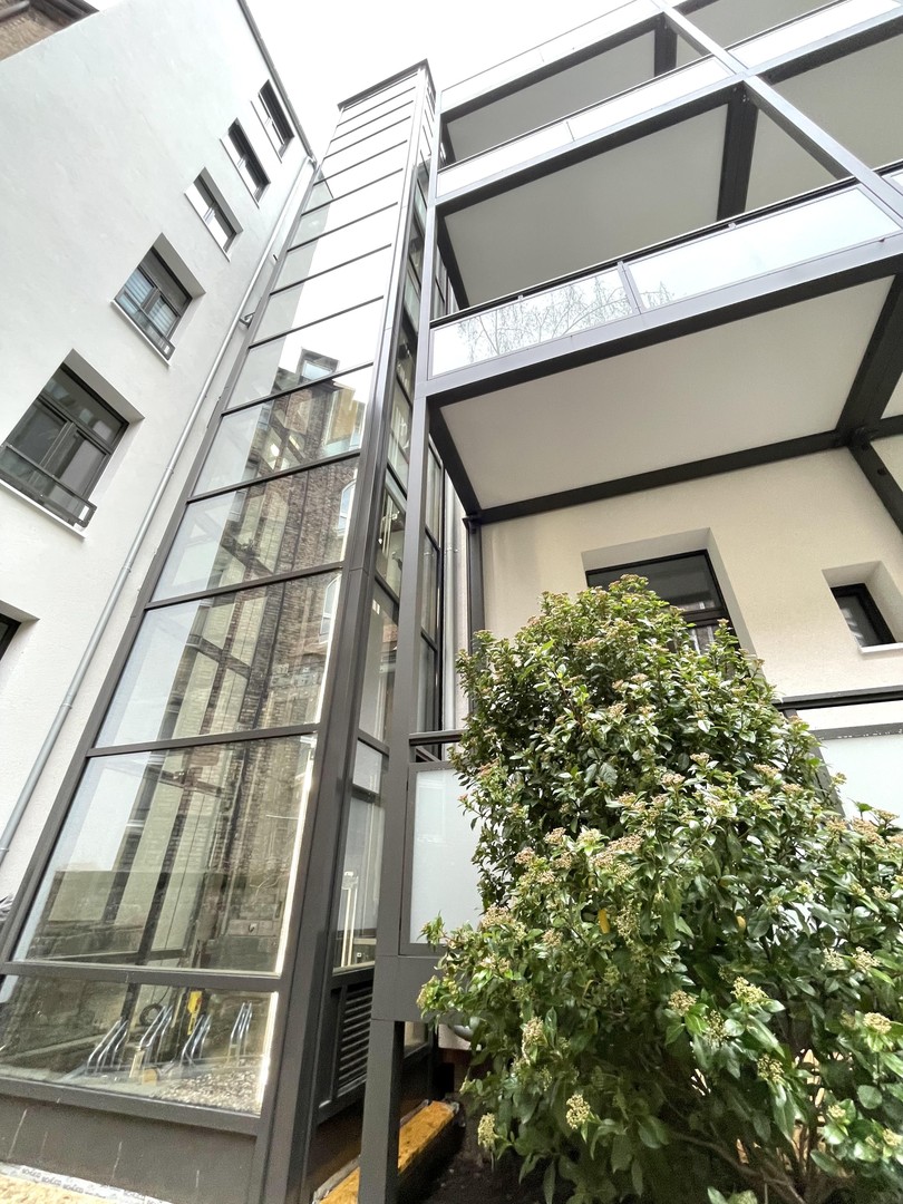 Erstbezug nach Sanierung: Charmante Stadtwhg. mit großem Balkon in energetisch saniertem Stilaltbau – Düsseldorf – Vorschaubild 13