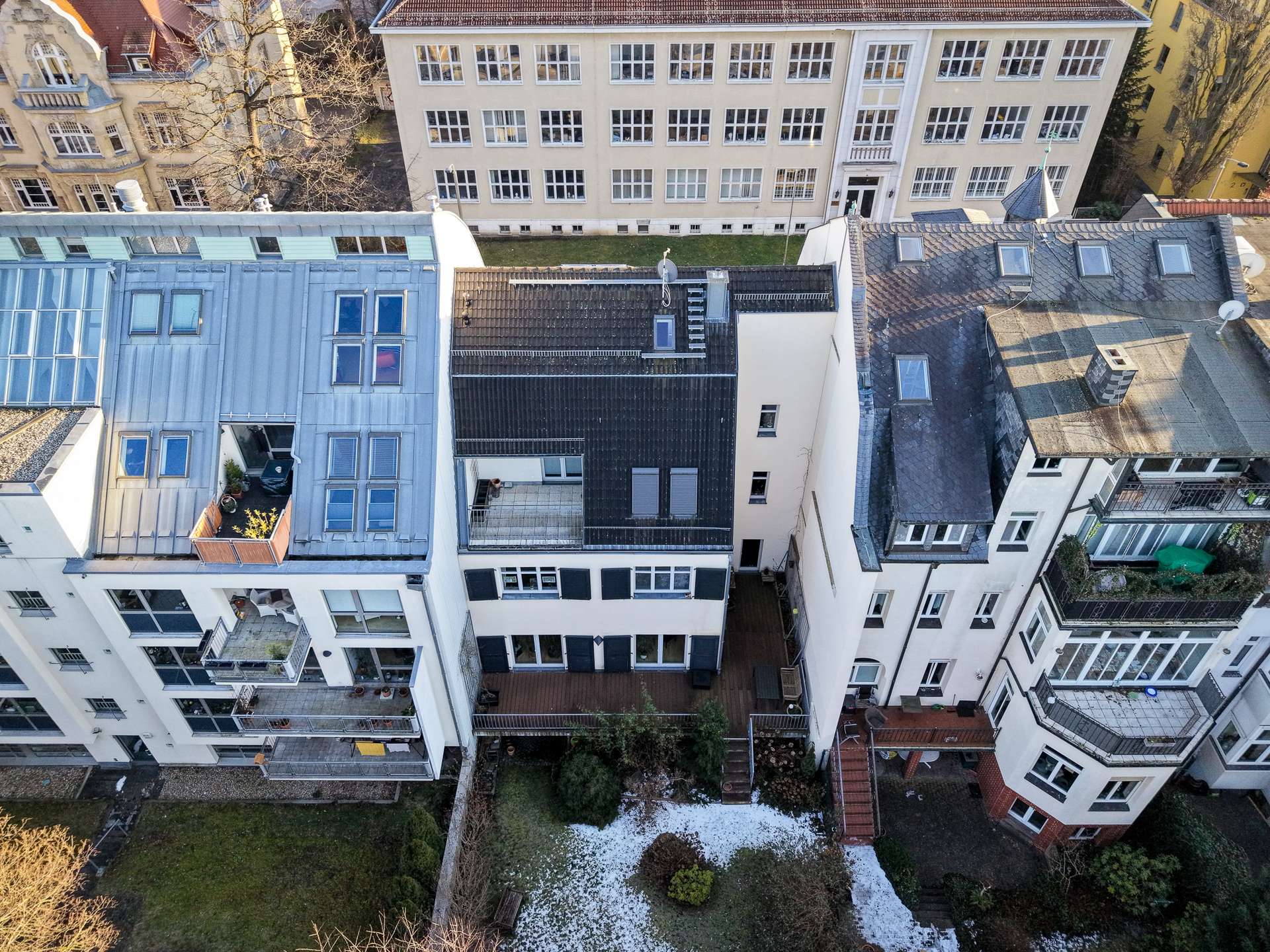 Bezugsfreie Villa Leipzig Zentrum-Nord – Licht, Raum & eigene Sauna – Leipzig – Vorschaubild 3