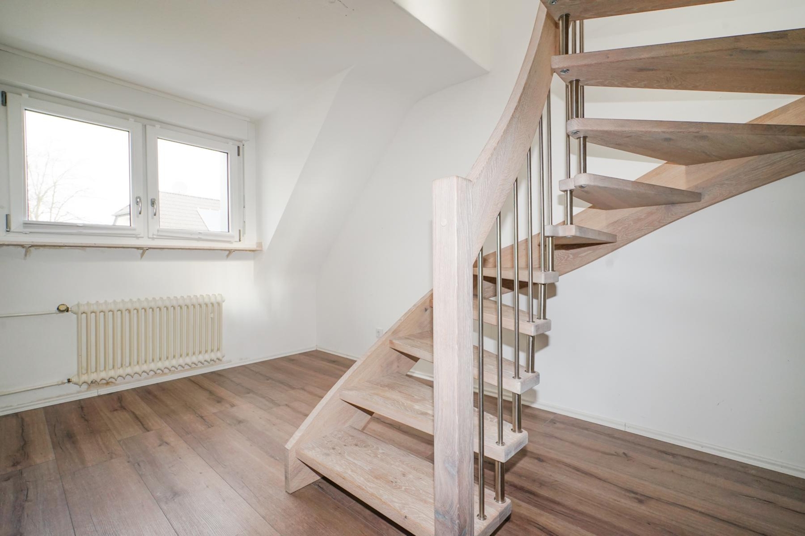Rarität! Besonders große DHH mit moderner Einbauküche, Garage in begehrter Wohnlage von Kaldenhausen – Duisburg – Vorschaubild 21