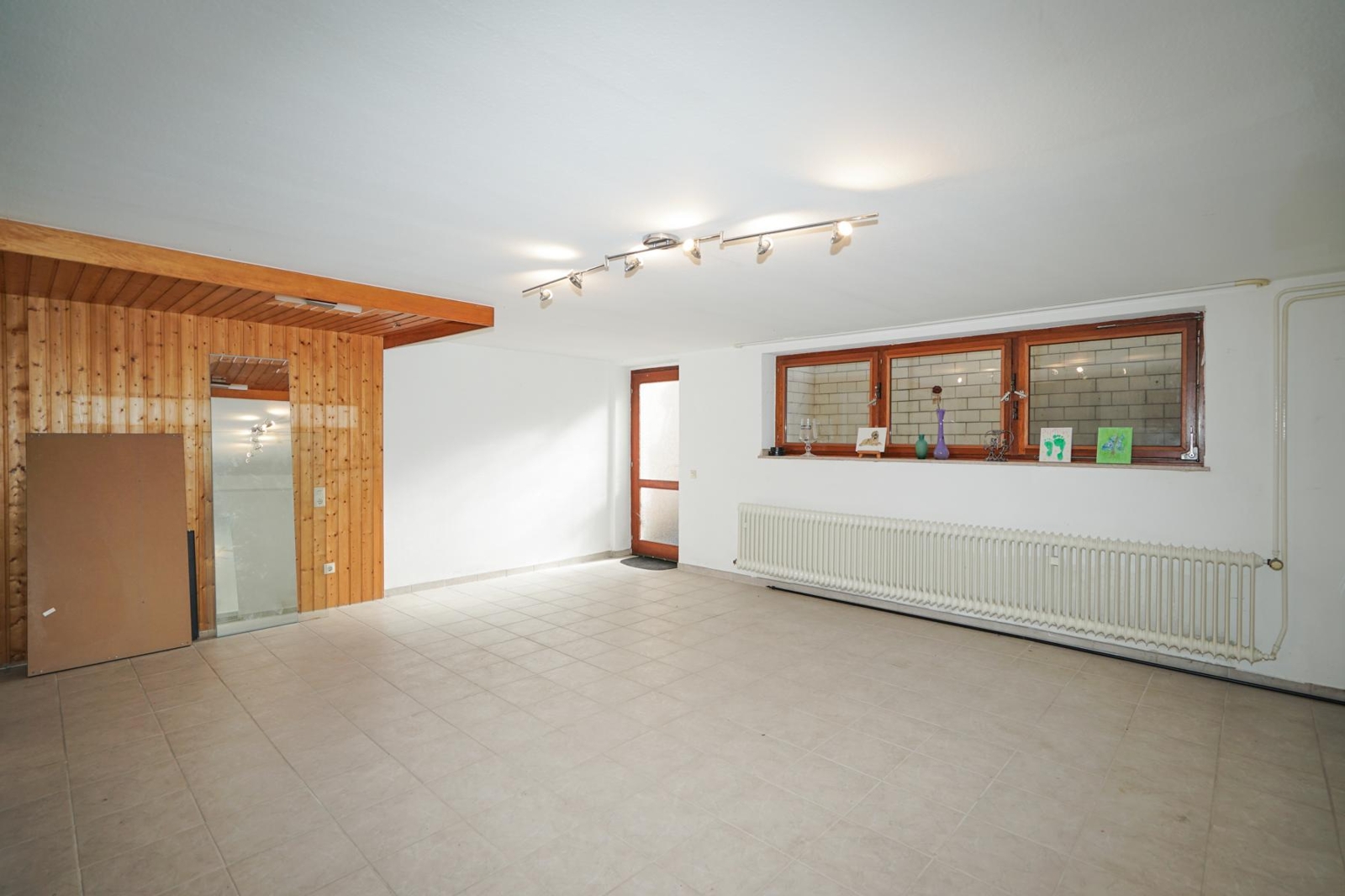 Rarität! Besonders große DHH mit moderner Einbauküche, Garage in begehrter Wohnlage von Kaldenhausen – Duisburg – Vorschaubild 28
