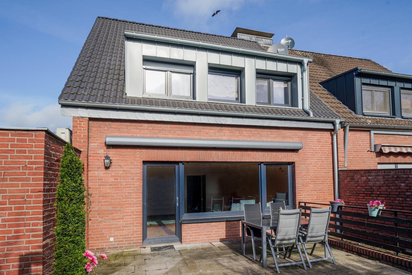 Rarität! Besonders große DHH mit moderner Einbauküche, Garage in begehrter Wohnlage von Kaldenhausen – Duisburg – Vorschaubild 29