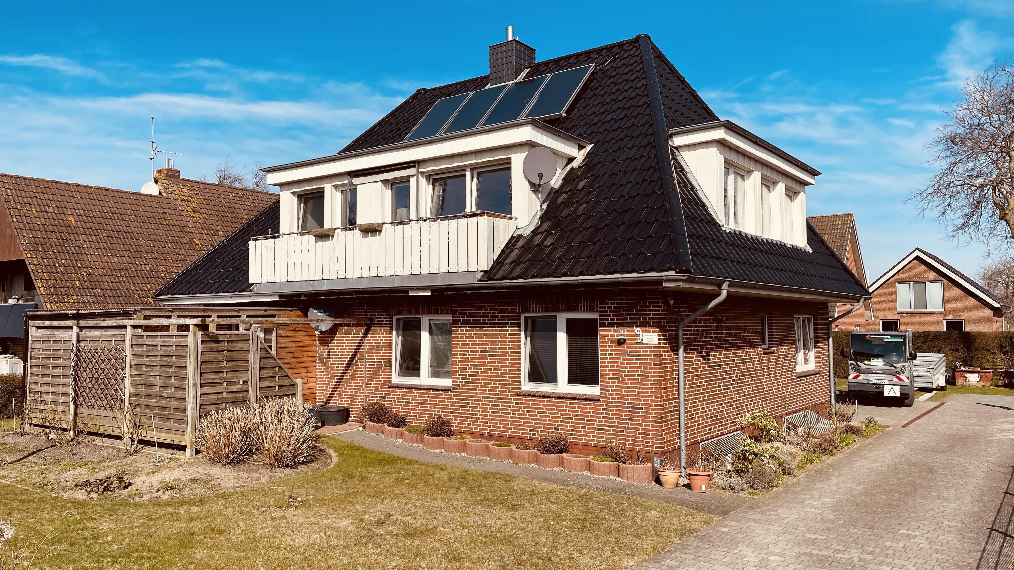 Einfamilienhaus mit Einliegerwohnung – Alkersum – Vorschaubild 2