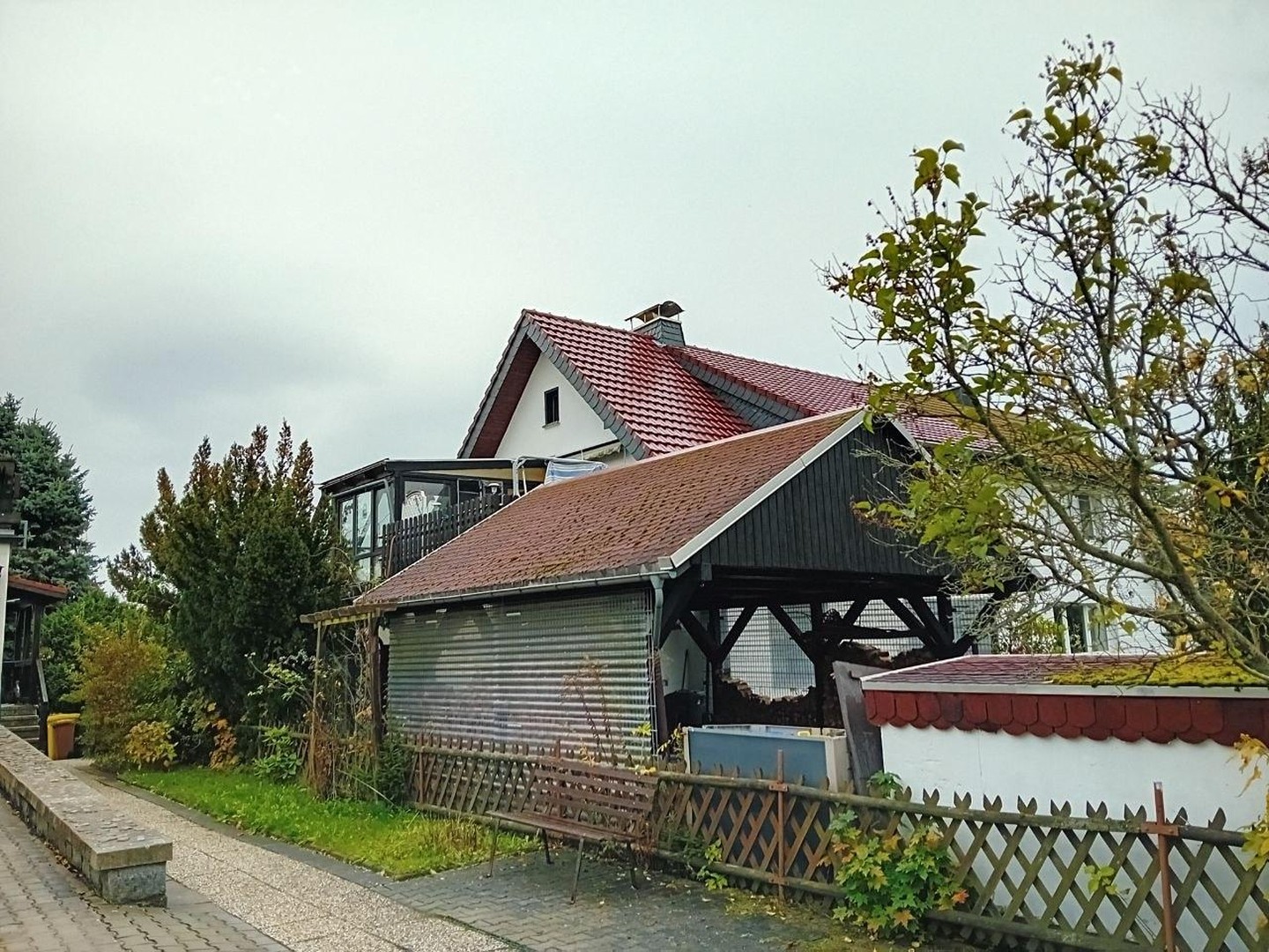 bg