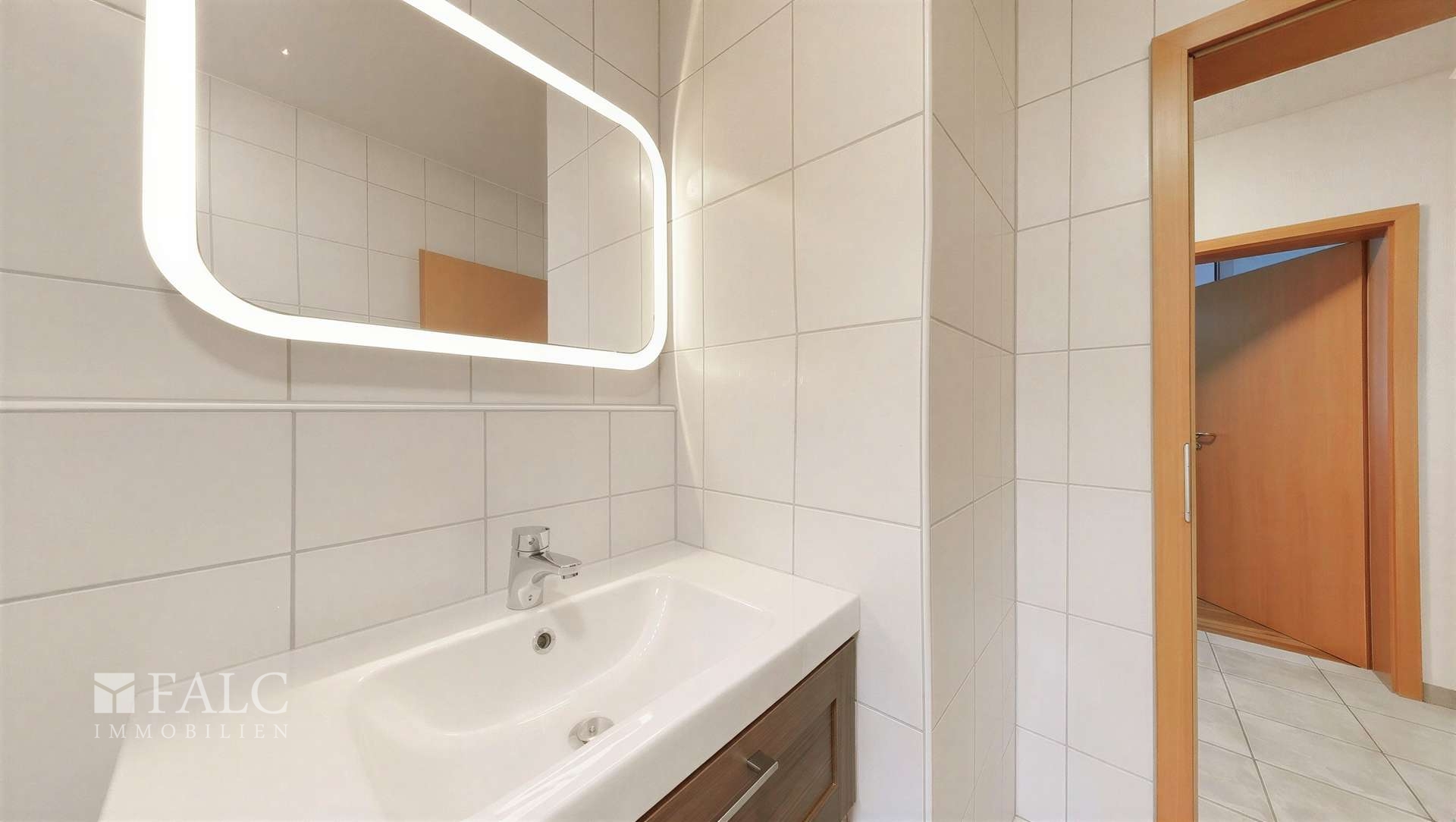 Großzügige 4-Zimmer-Wohnung mit Garten in Stuttgart Bad-Cannstatt – Stuttgart – Vorschaubild 11