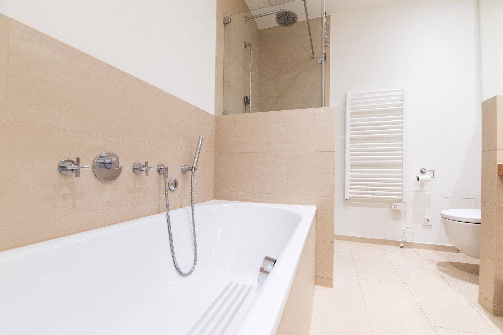 5 Zi. - Premiumwohnung in den Waterlofts am Stadtpark in HH-Winterhude – Hamburg-Winterhude – Vorschaubild 3