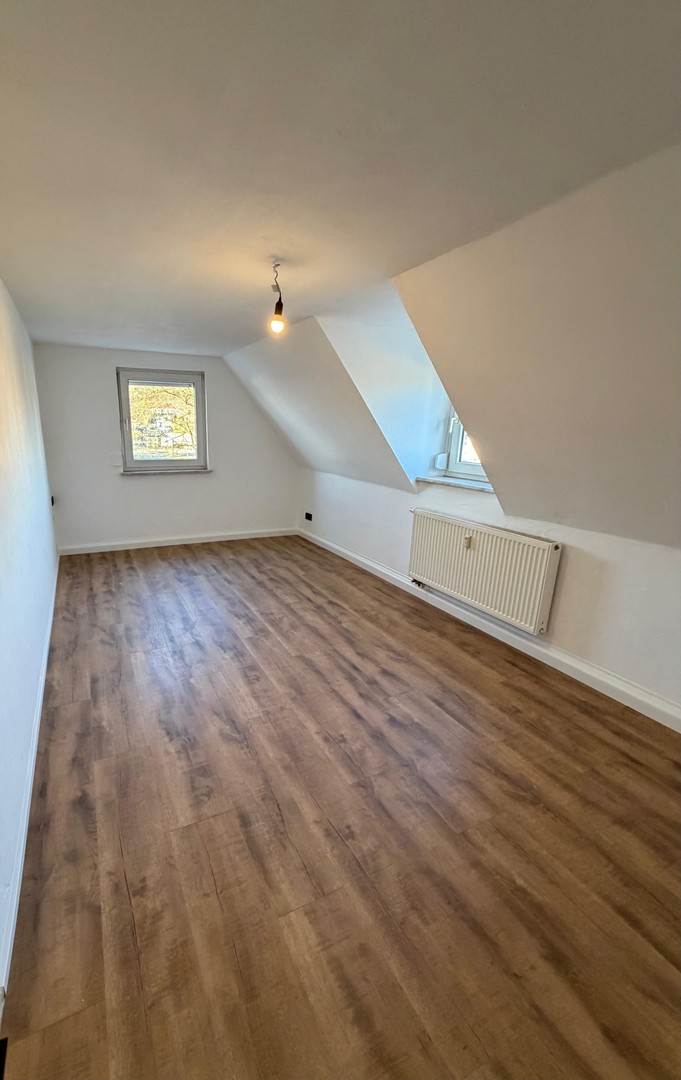 Vermietete Dachgeschosswohnung zur Kapitalanlage, Mietrendite 5,7 % – Windsbach – Vorschaubild 12