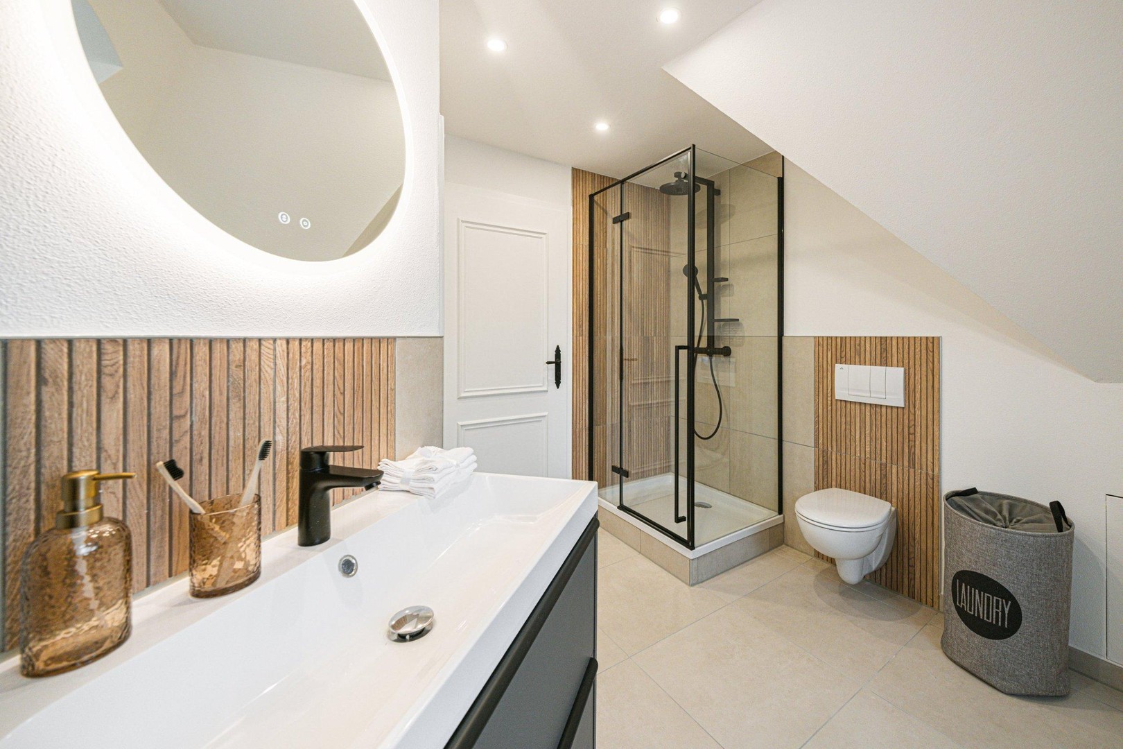 *Frisch modernisiert: 3-Zimmer-Altbau in Leipzig – bezugsfrei & renditestark, direkt vom Eigentümer* – Leipzig – Vorschaubild 10