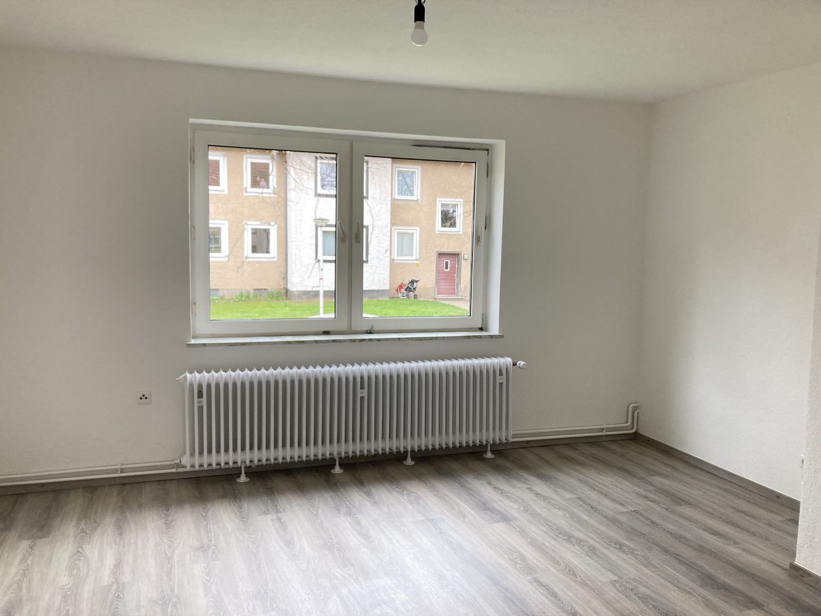 Zentral gelegen: Helle 3-Zimmerwohnung im Erdgeschoss (Musterbilder) – Salzgitter – Bild 1 von 5