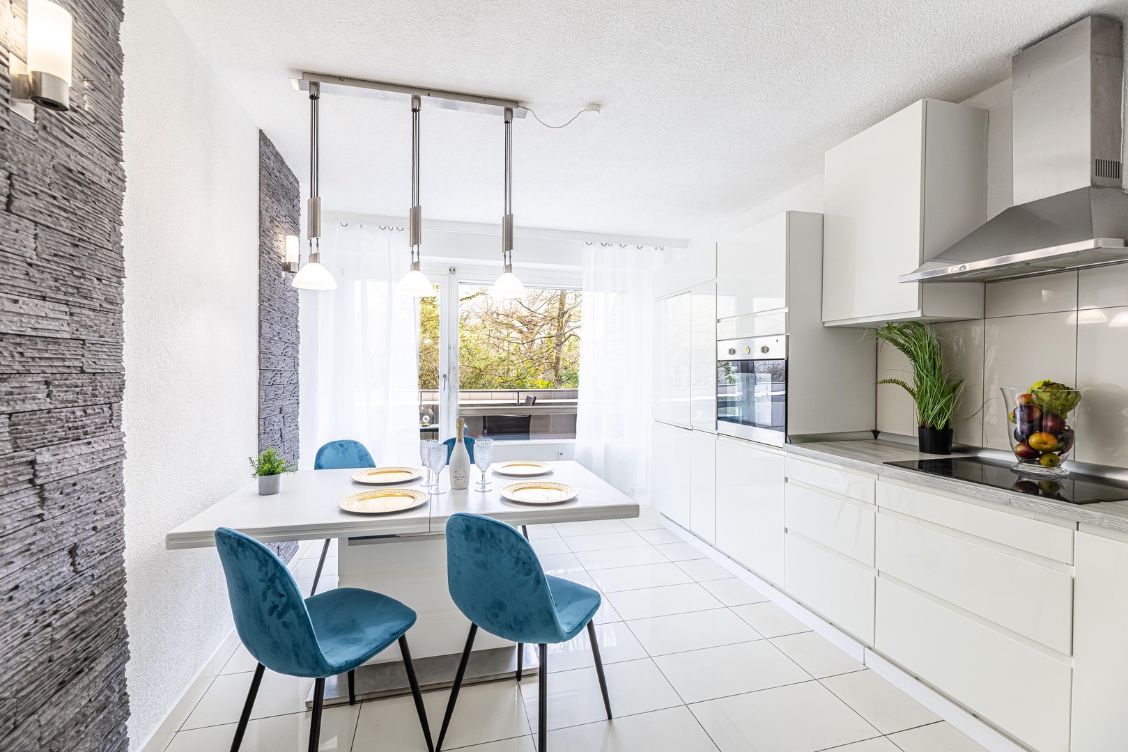 Provisionsfrei: Bezugsfertige barrierefreie 4-Zimmer-Wohnung in Bestlage von Höchberg- Würzburg. – Höchberg – Vorschaubild 3