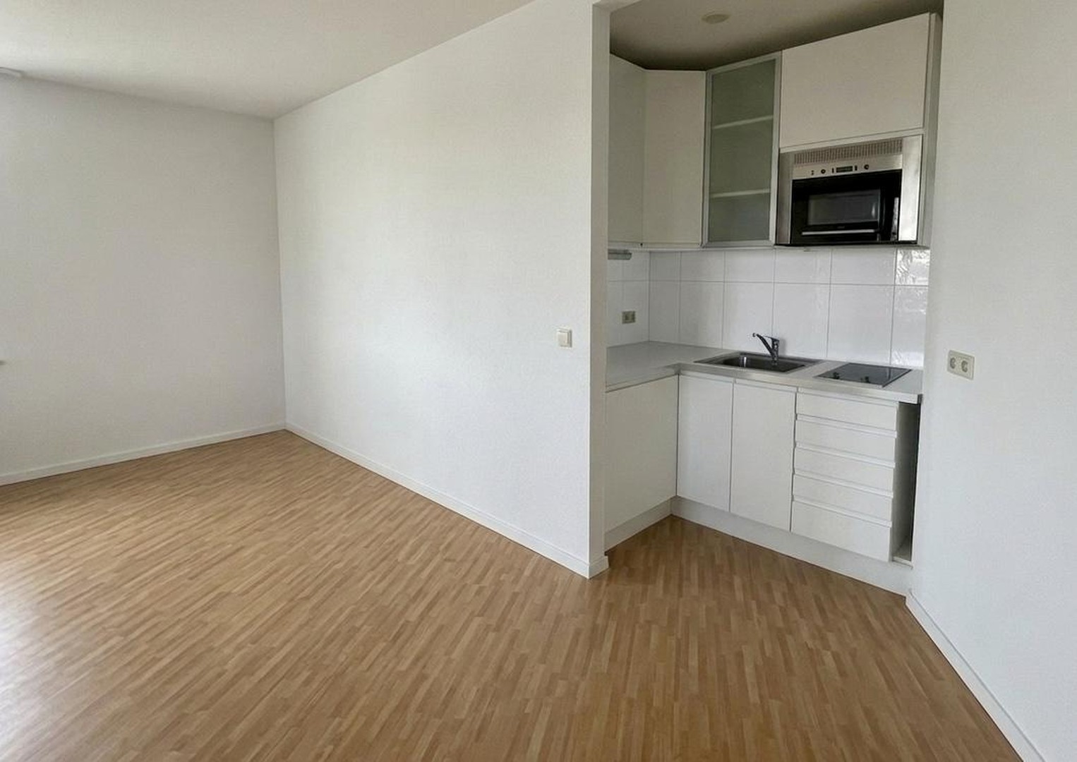 Klein. Fein. Weitblick. Ihr 50-qm-Hideaway im Zooviertel – Düsseldorf – Vorschaubild 3