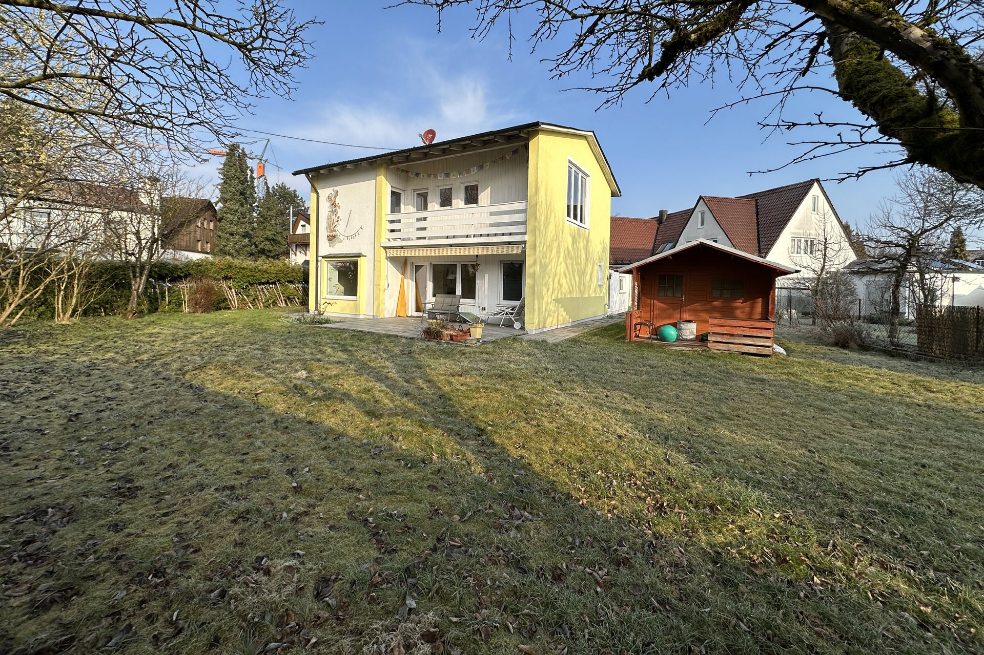 AIGNER - Großzügiges Grundstück mit Altbestand in Waldtrudering