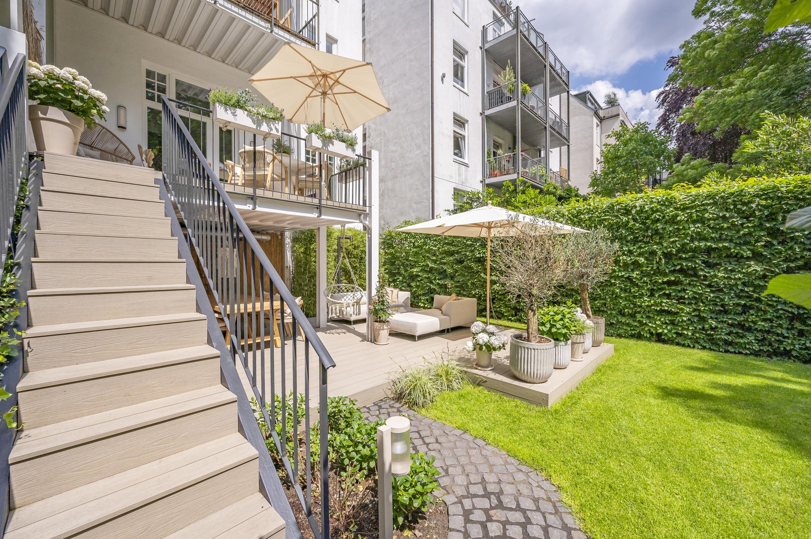 Rarität: Luxussanierter Altbau mit Traumgarten, 3 Terrassen & absoluter Ruhe – Hamburg – Vorschaubild 8