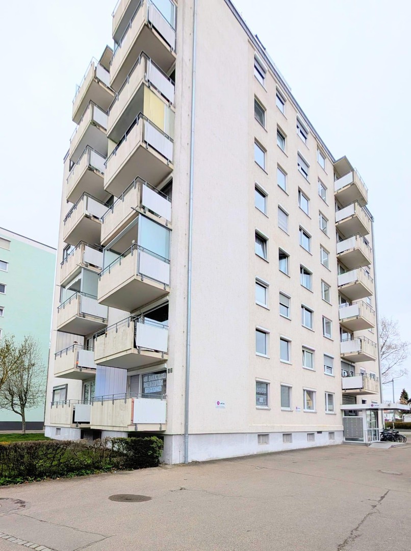 Helle 2-Zimmer-Wohnung in Offenhausen ( Neu-Ulm )-sofort bezugsfrei , ohne Maklerprovision – Neu-Ulm – Bild 1 von 15