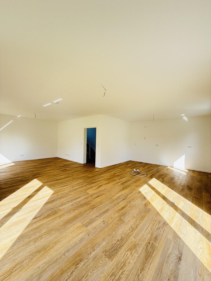 ✨ Modernes Neubau-Einfamilienhaus 3 Schlafzimmer Garten Fussbodenheizung Erstbezug ✨ – Berlin – Vorschaubild 9