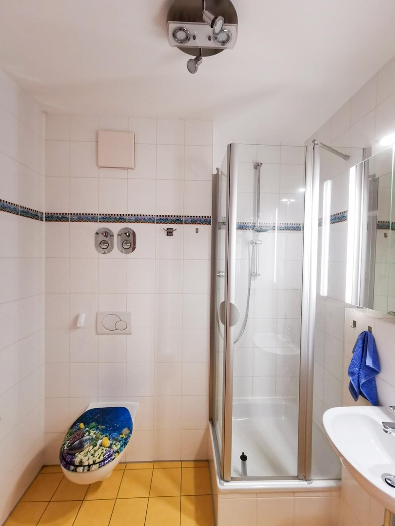 PROVISIONSFREI: Helle & großzügige 4-Zimmer Wohnung in Schwabing – München – Vorschaubild 22