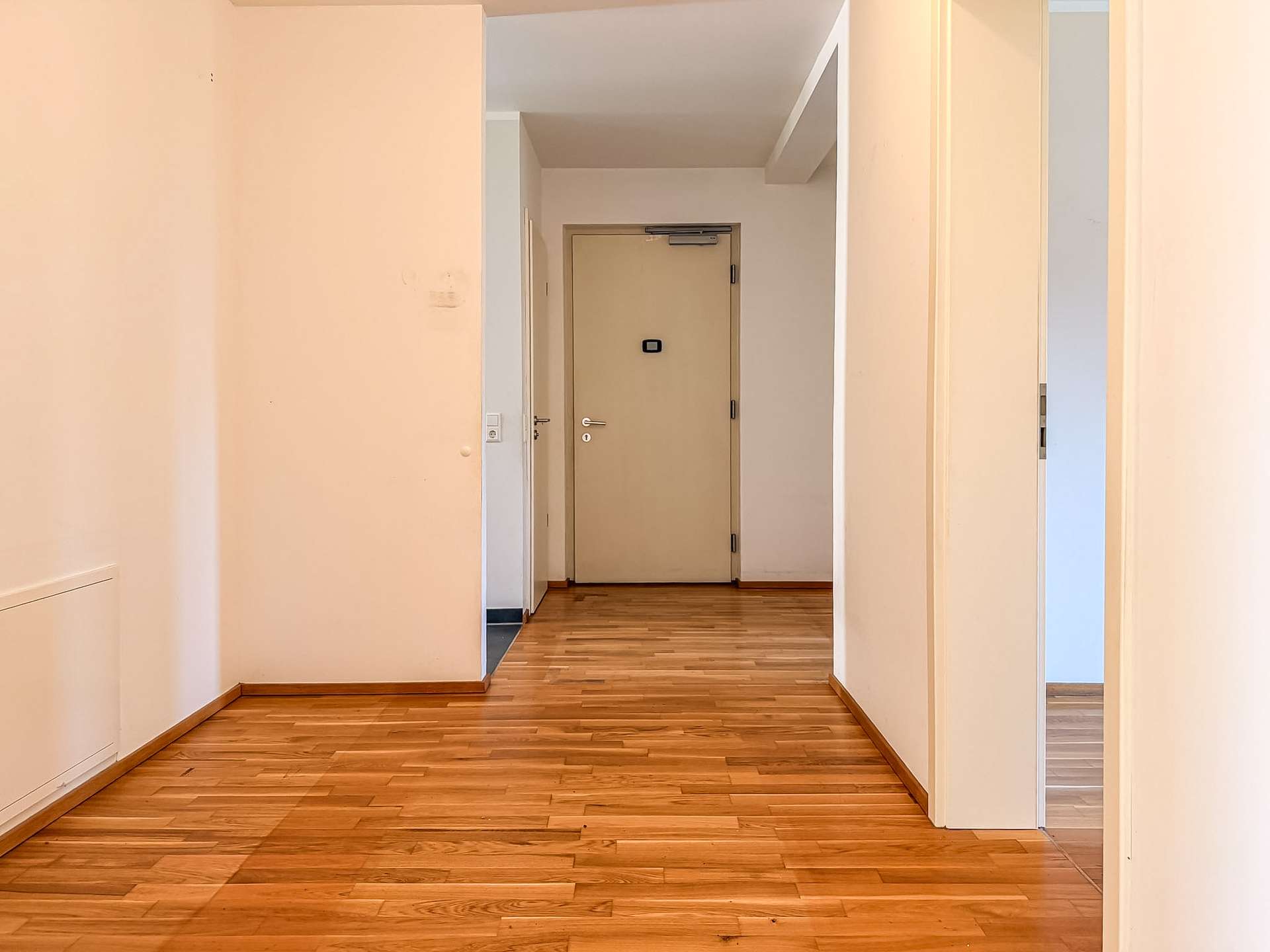 Sofort einziehen! Altersgerechte Gartenwohnung | Garage | Terrasse | Bad mit Fenster und Dusche – Leipzig – Vorschaubild 3