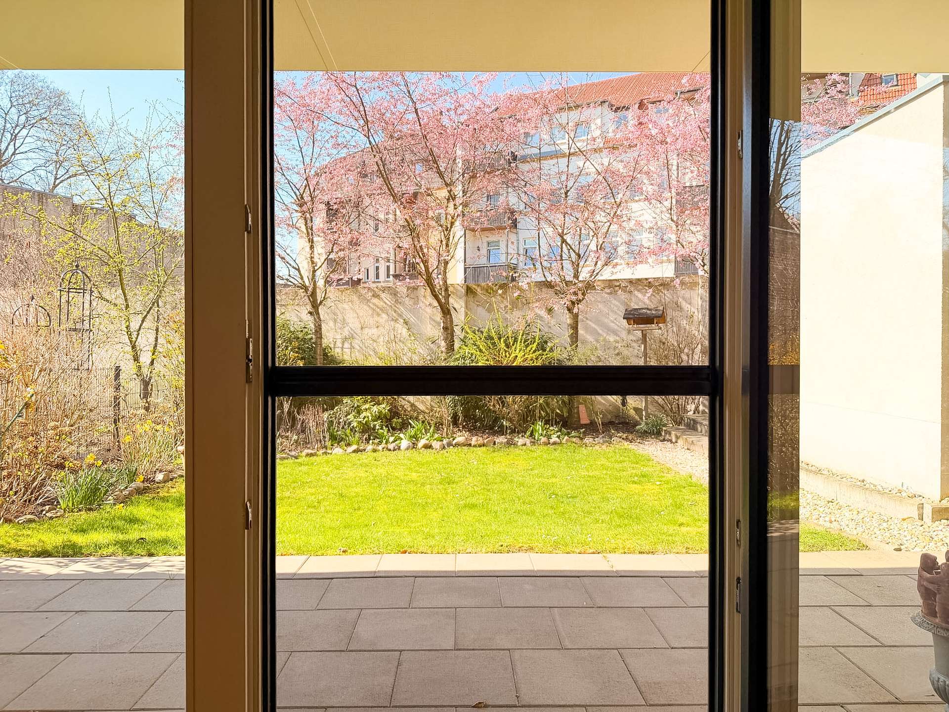 Sofort einziehen! Altersgerechte Gartenwohnung | Garage | Terrasse | Bad mit Fenster und Dusche – Leipzig – Vorschaubild 7