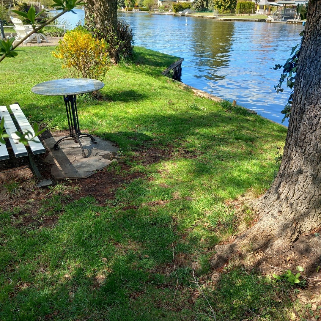 Provisionsfreies Wassergrundstück an der Müggelspree | Eigentum | saniert | Boot möglich – Berlin – Bild 1 von 24