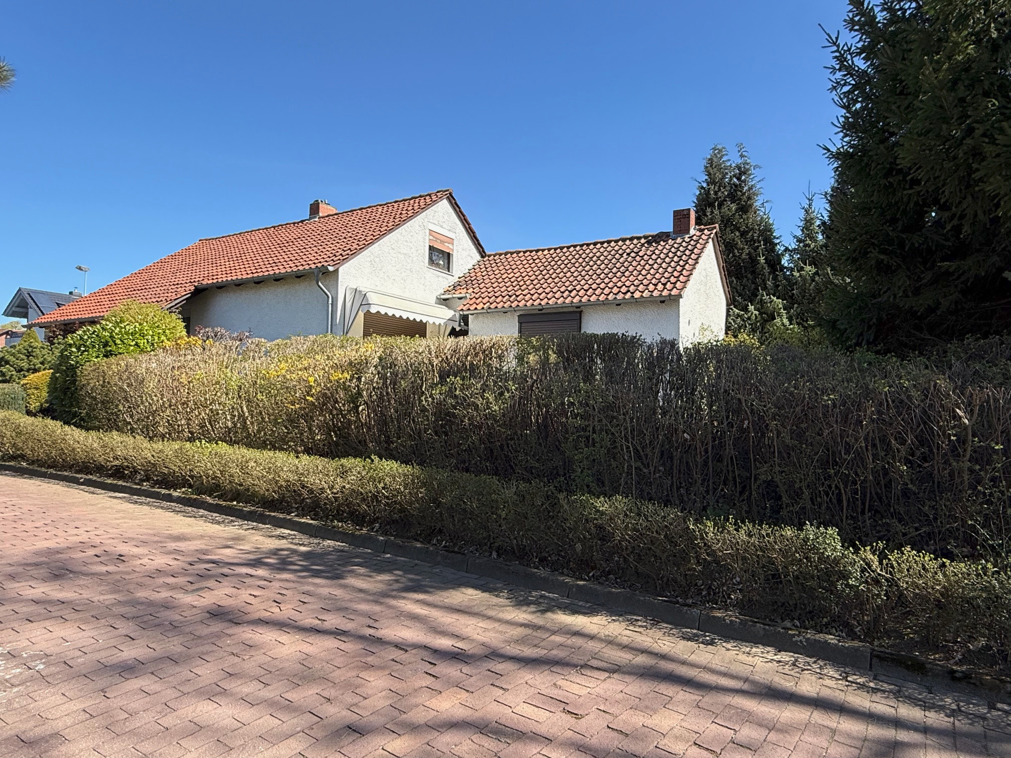 Gepflegtes und gemütliches Wohlfühl-1-Familienhaus in sehr beliebter Wohnlage von Helmstedt – Helmstedt – Vorschaubild 12