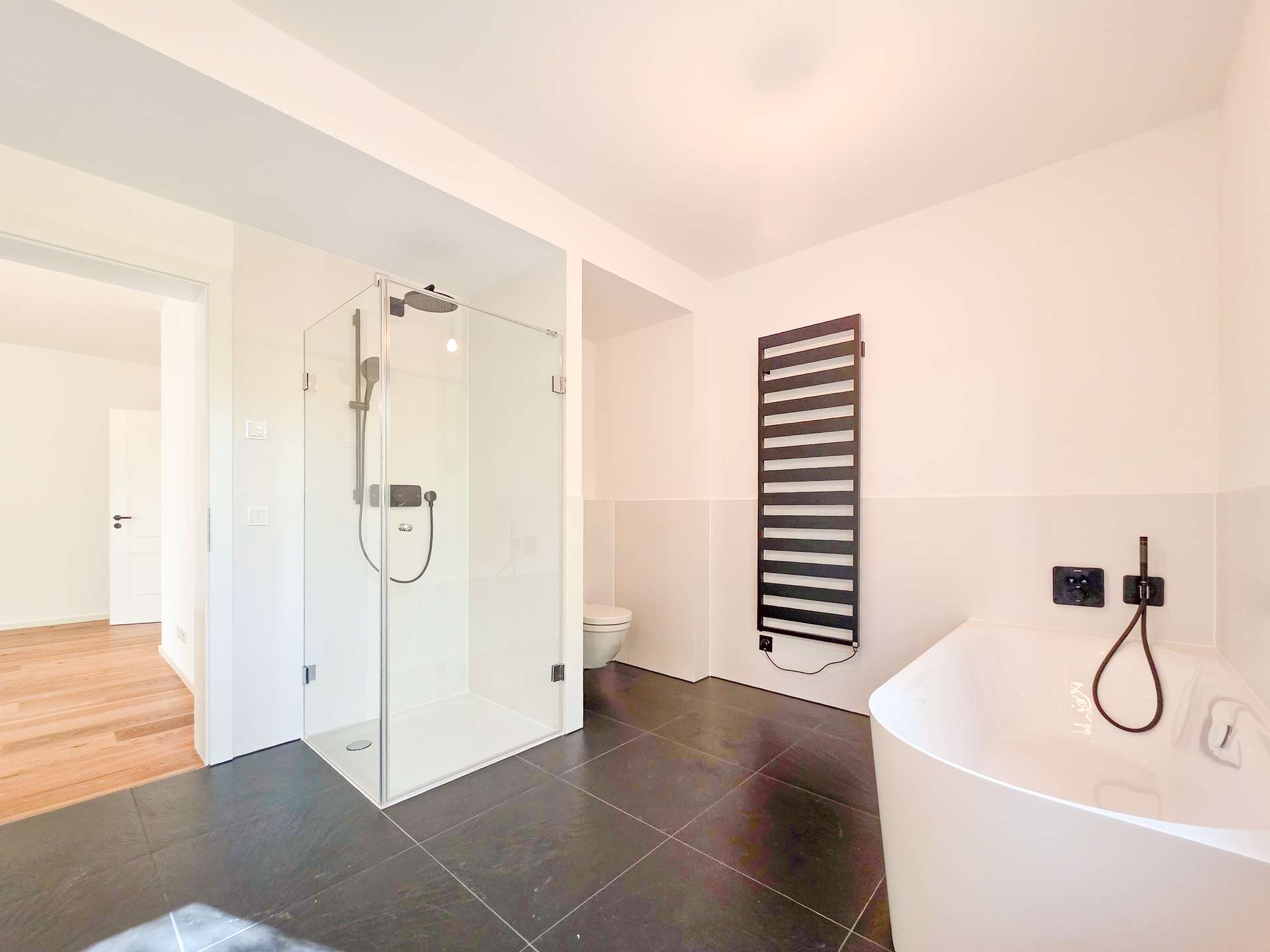 Erstbezug im Waldstraßenviertel l Privatgarten | 2 Terrassen | EBK | Provisionsfrei – Leipzig – Vorschaubild 13