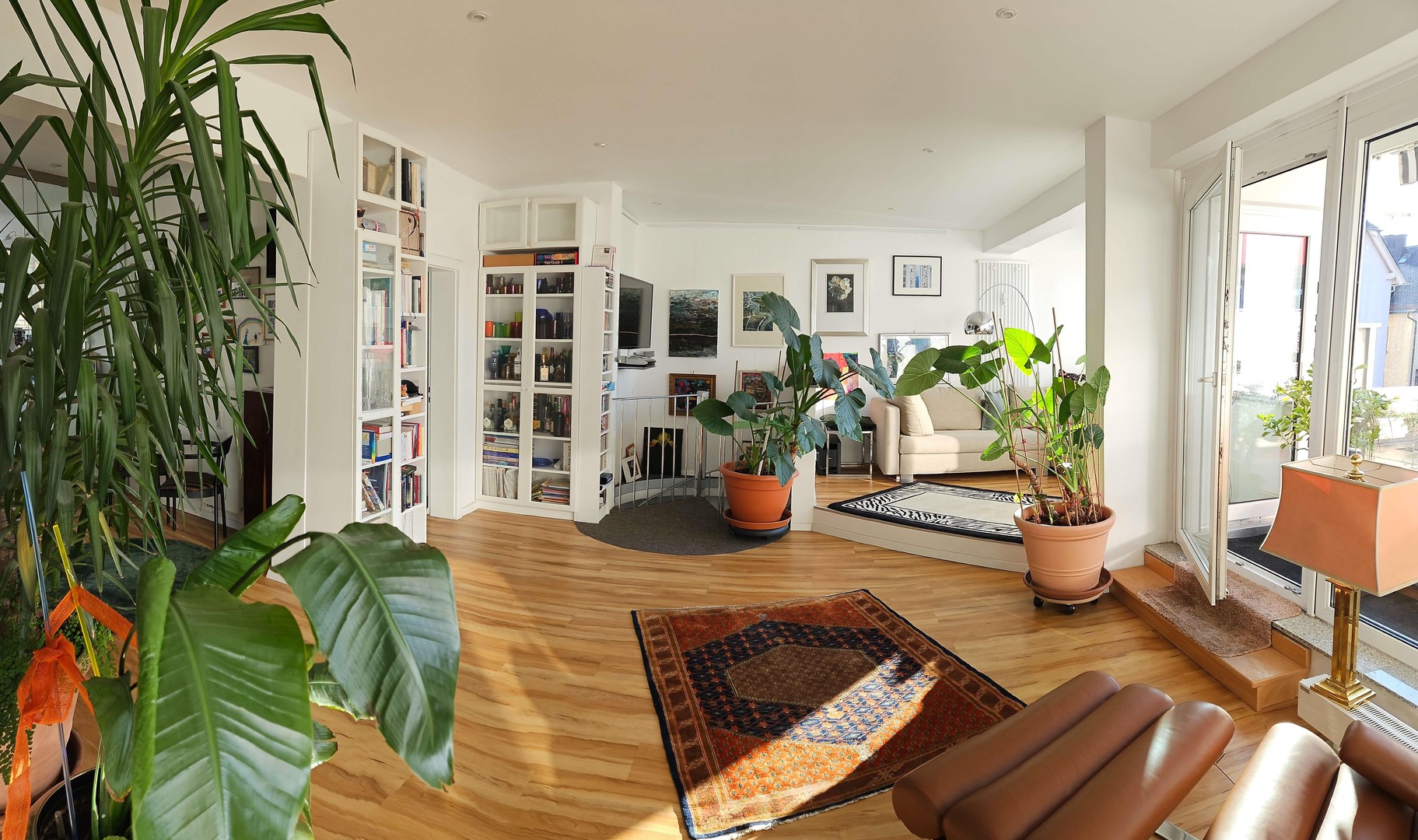 3-Zi-Maisonette-Wohnung, zentral, sonnig, gr. Terrassen – Munich – Vorschaubild 2