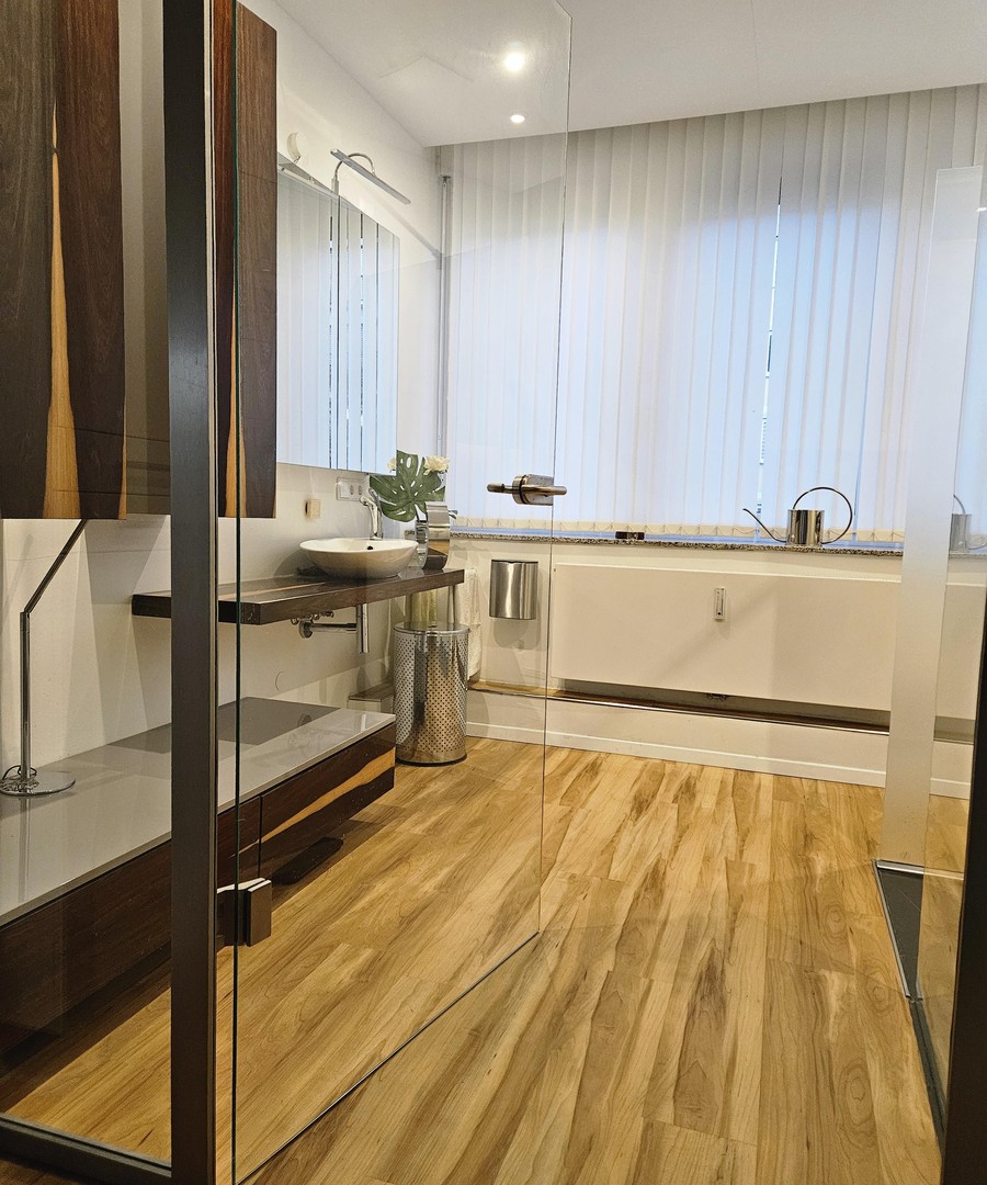 3-Zi-Maisonette-Wohnung, zentral, sonnig, gr. Terrassen – Munich – Vorschaubild 10