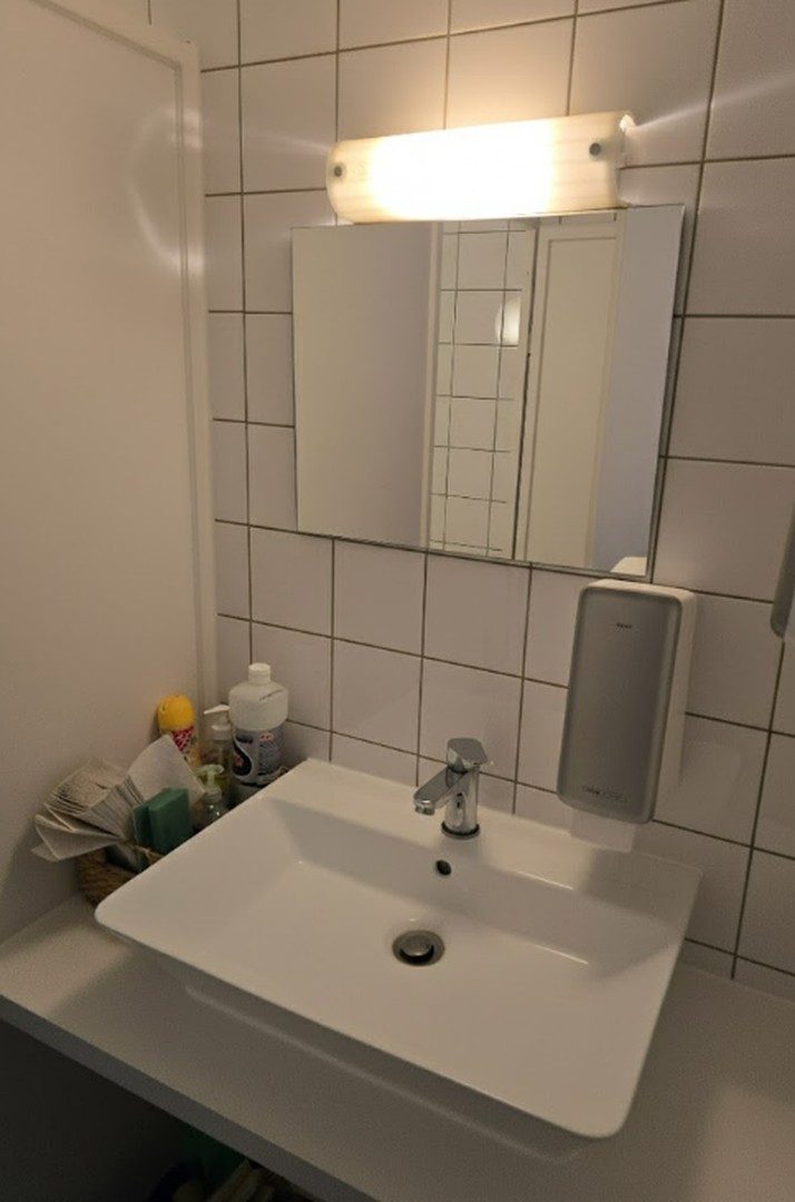 bg