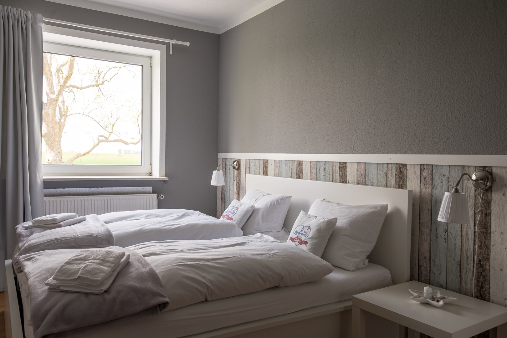 Traumhafter Resthof in absoluter Alleinlage direkt hinterm Eiderdeich mit eigenem Leuchtturm! – Lehe – Vorschaubild 22