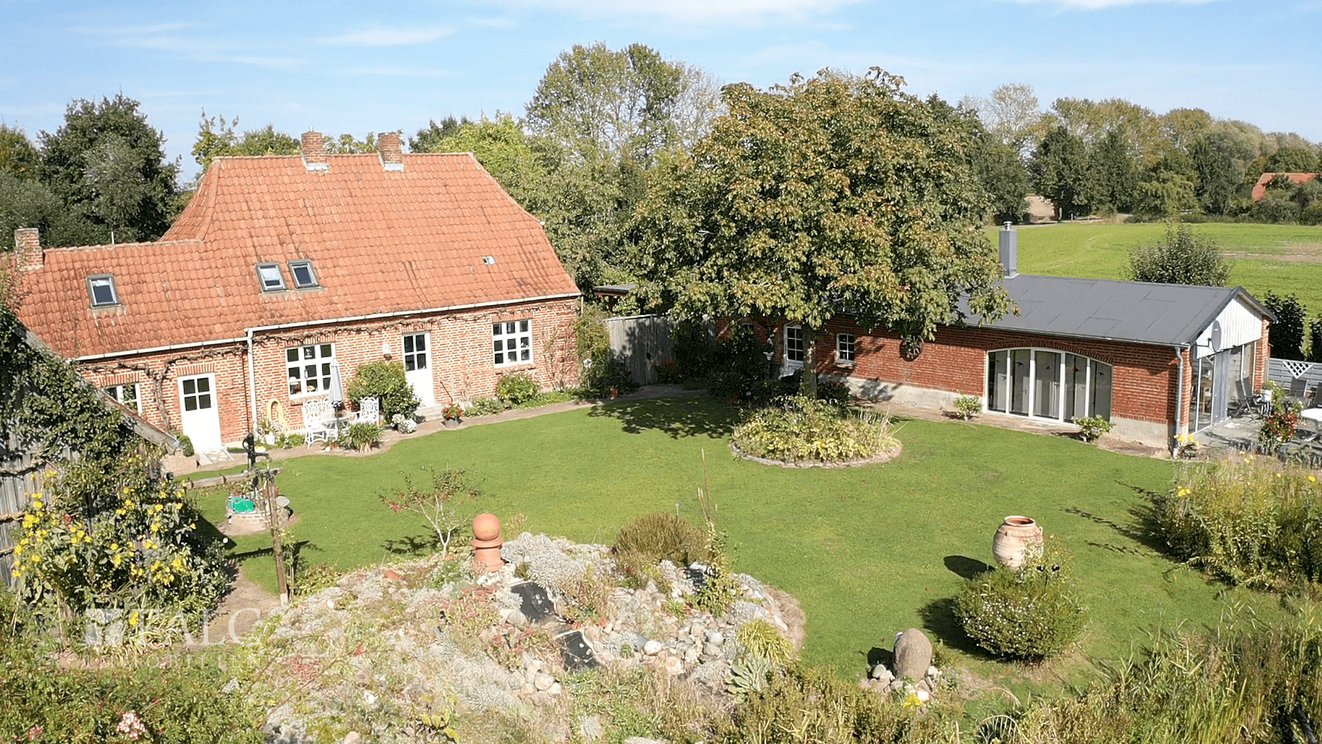 "Absolute Rarität: Charmanter 3-Seitenhof mit 8.047m² Grundstück und idyllischem Naturteich" – Pokrent – Vorschaubild 5