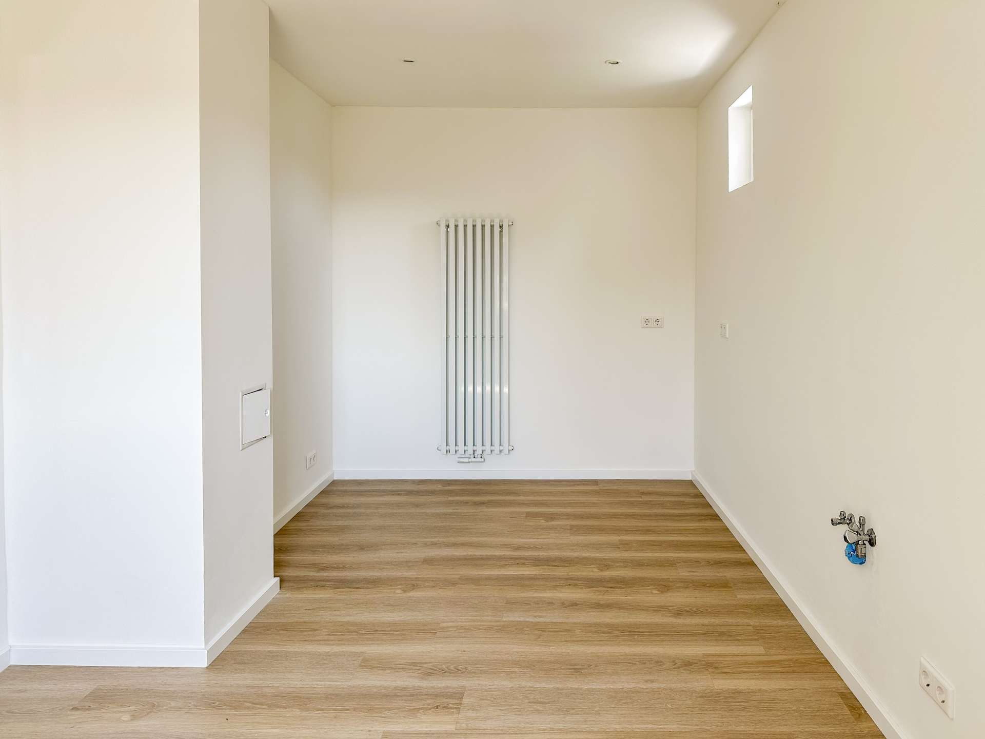 Bezugsfrei: Frisch saniertes Haus zum Erstbezug l Idyllischer Garten l Garage & Carport – Leipzig – Vorschaubild 6