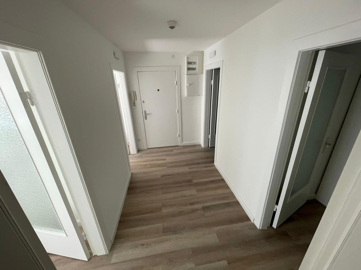 Ohne Mieter - Stellplatz inklusive - Kernsaniertes Wohnen in TUHH-Nähe – Hamburg – Vorschaubild 9
