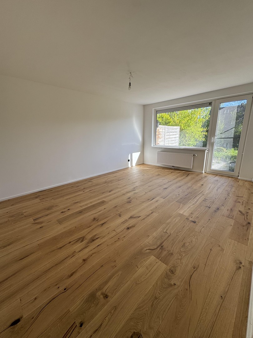 Stilvoll renovierte 3- Zimmer Wohnung mit grünem Ausblick – Hamburg – Vorschaubild 5