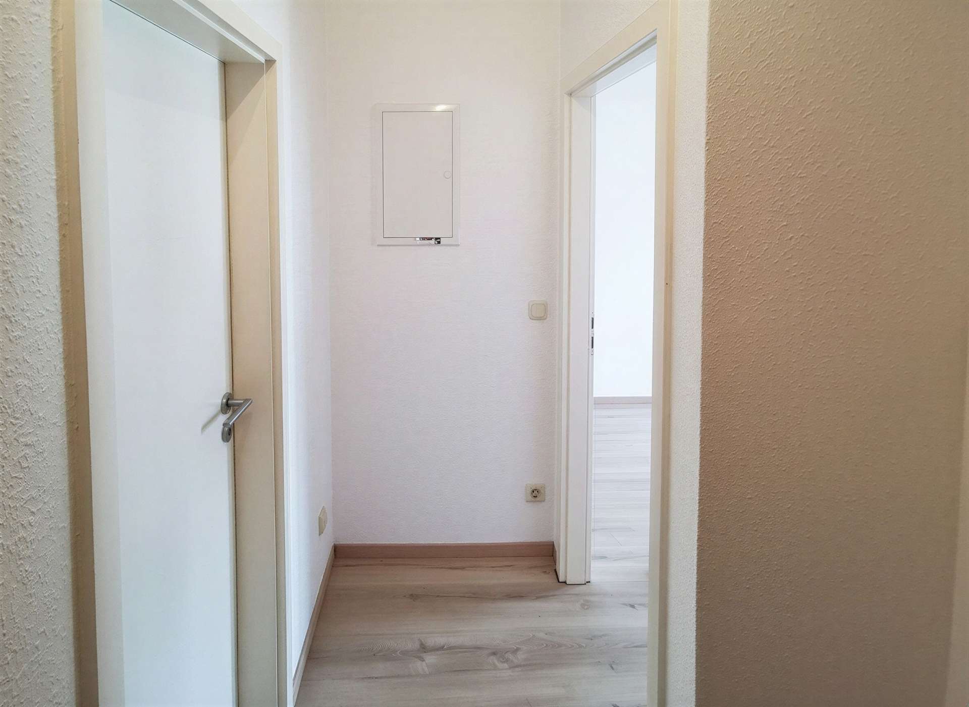 Helle 2-Raum-Maisonette | 2 Balkone | Tiefgarage | Ruhige Lage – Leipzig – Vorschaubild 14