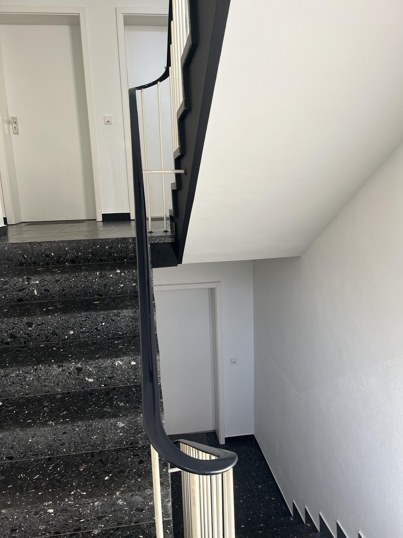 KÖLN-SÜDSTADT; LICHTDURCHFLUTETES 1 ZIMMER-APARTMENT – Köln – Vorschaubild 2