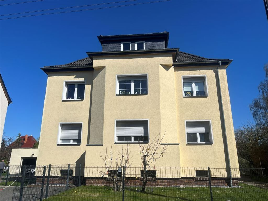 Wunderschön gelegene und großzügige 2 Zimmer Wohnung auf 2 Ebenen mit Balkon und 2 Stellplätzen – Leipzig – Vorschaubild 3