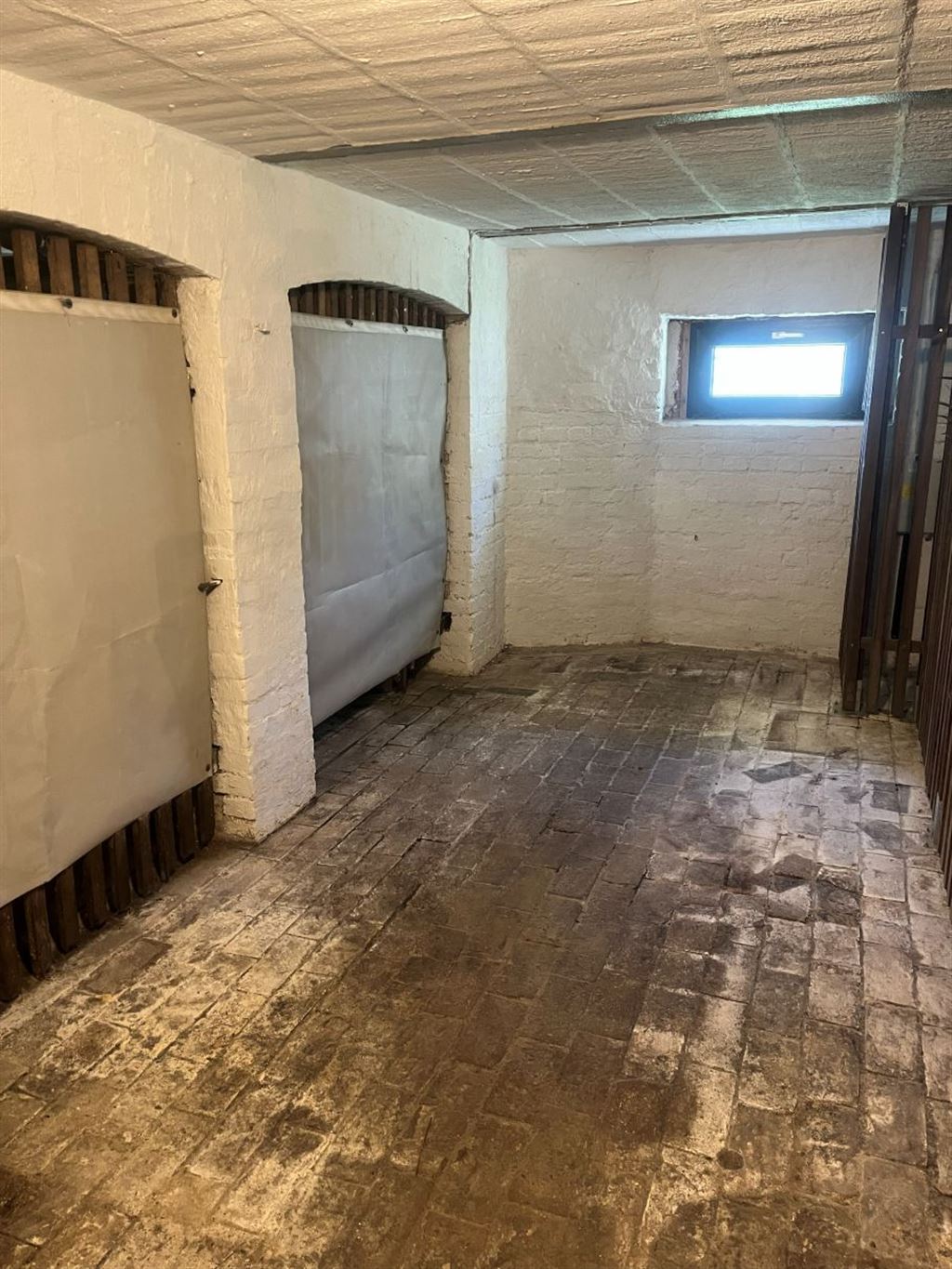 Wunderschön gelegene und großzügige 2 Zimmer Wohnung auf 2 Ebenen mit Balkon und 2 Stellplätzen – Leipzig – Vorschaubild 12