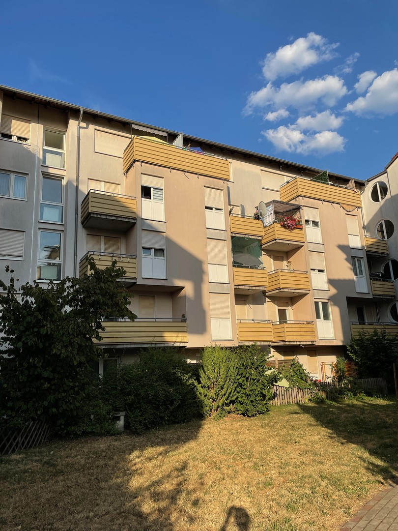 Familienfreundliche 4-Zimmer-Wohnung mit Balkon und moderner Raumaufteilung – Fürth – Vorschaubild 24
