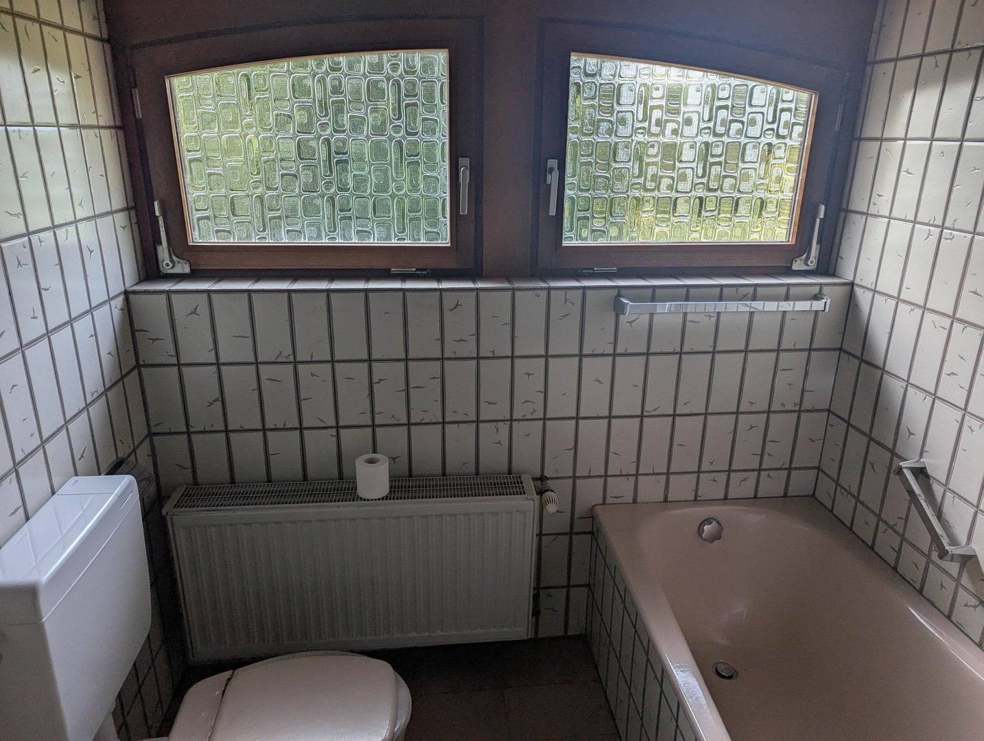 Platzvielfalt in ruhiger Idylle: EFH mit Terrasse und großem Gartengrundstück – Heusweiler – Vorschaubild 27