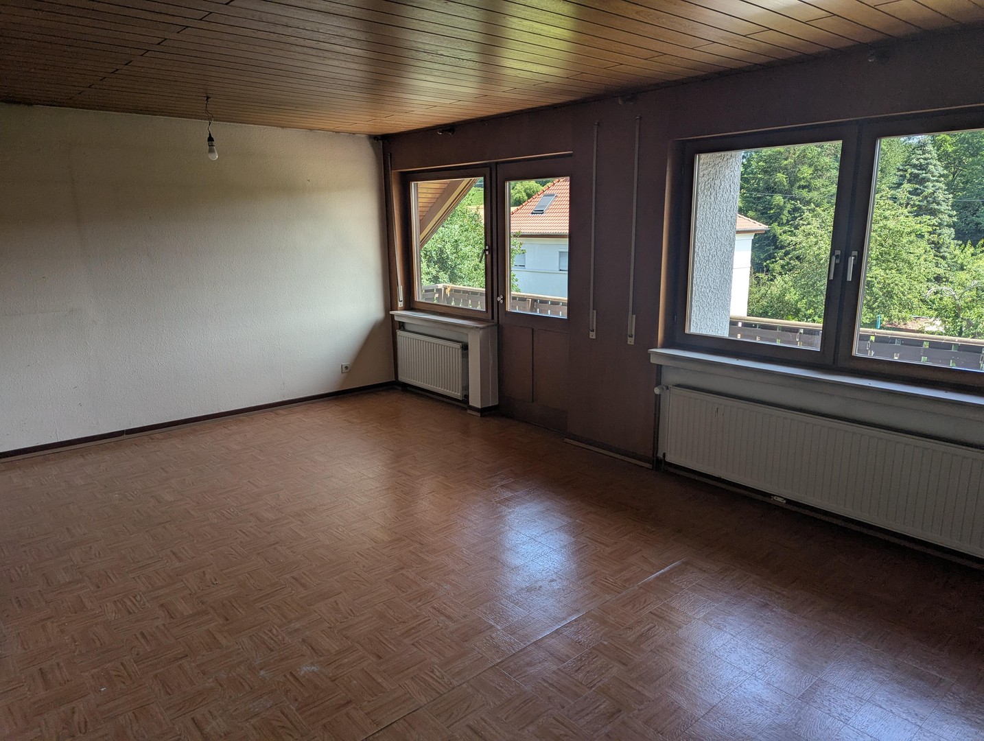 Platzvielfalt in ruhiger Idylle: EFH mit Terrasse und großem Gartengrundstück – Heusweiler – Vorschaubild 30