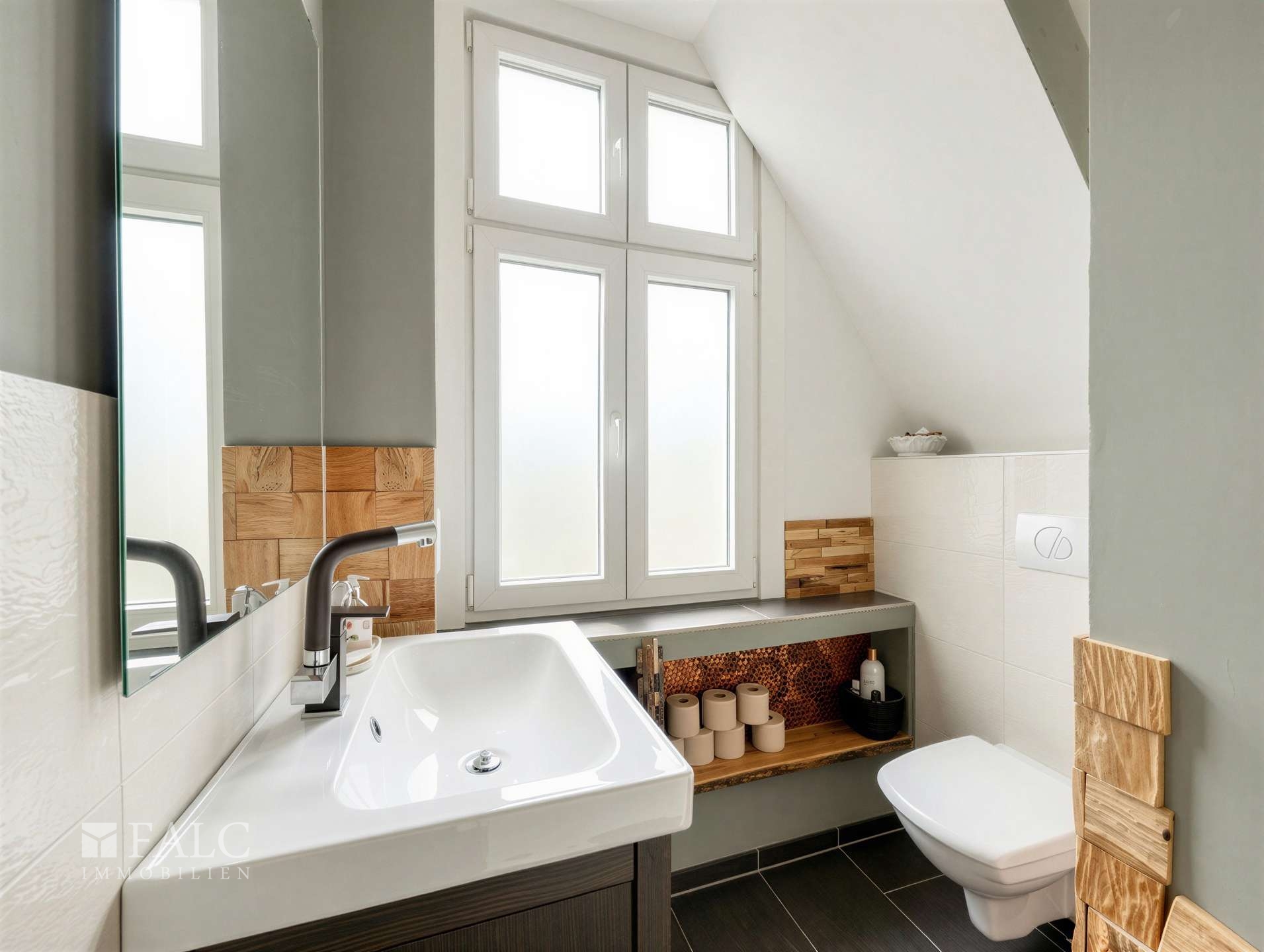 Altbau-Liebhaber aufgepasst: Charmantes Fachwerkhaus mit modernem Komfort und viel Potenzial! – Remscheid – Vorschaubild 6